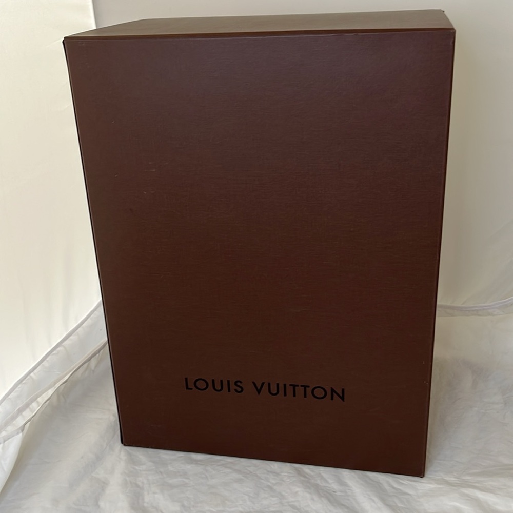 Louis Vuitton Dark Brown Gift Box - Picture 4 of 11
